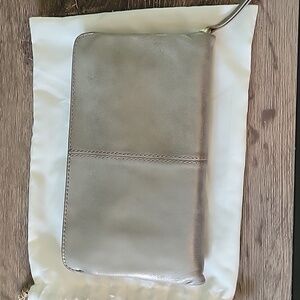 Hobo EVOLVE WRISTLET/ WALLET Granite Gold NWT